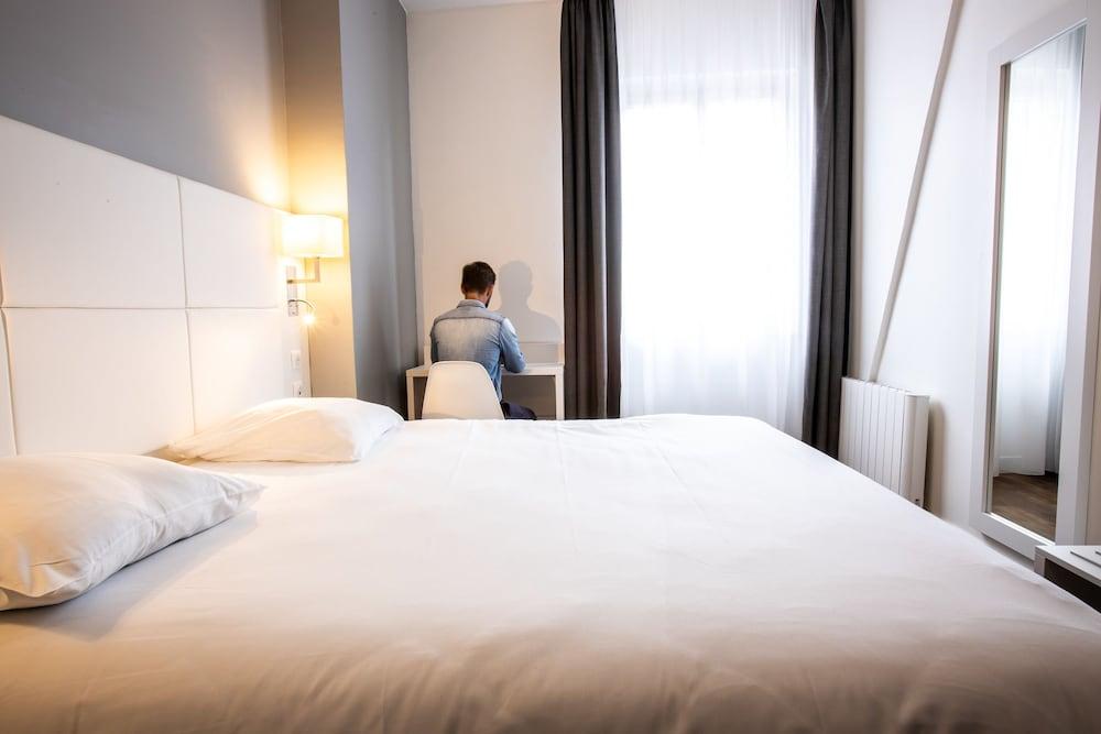 Greet Hotel Lille Gare Flandres - Groupe Accor Eksteriør billede